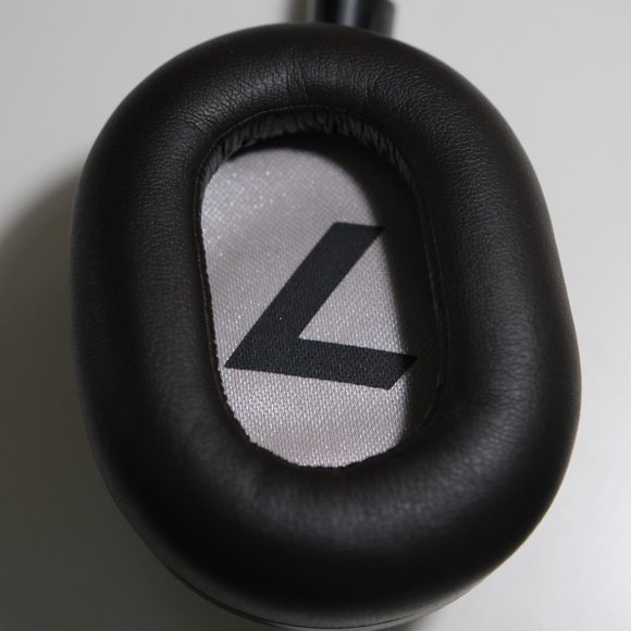 Plantronics BackBeat Pro 2 Wireless Over-ear Noise Cancelling Headphones - Picture 3 of 11